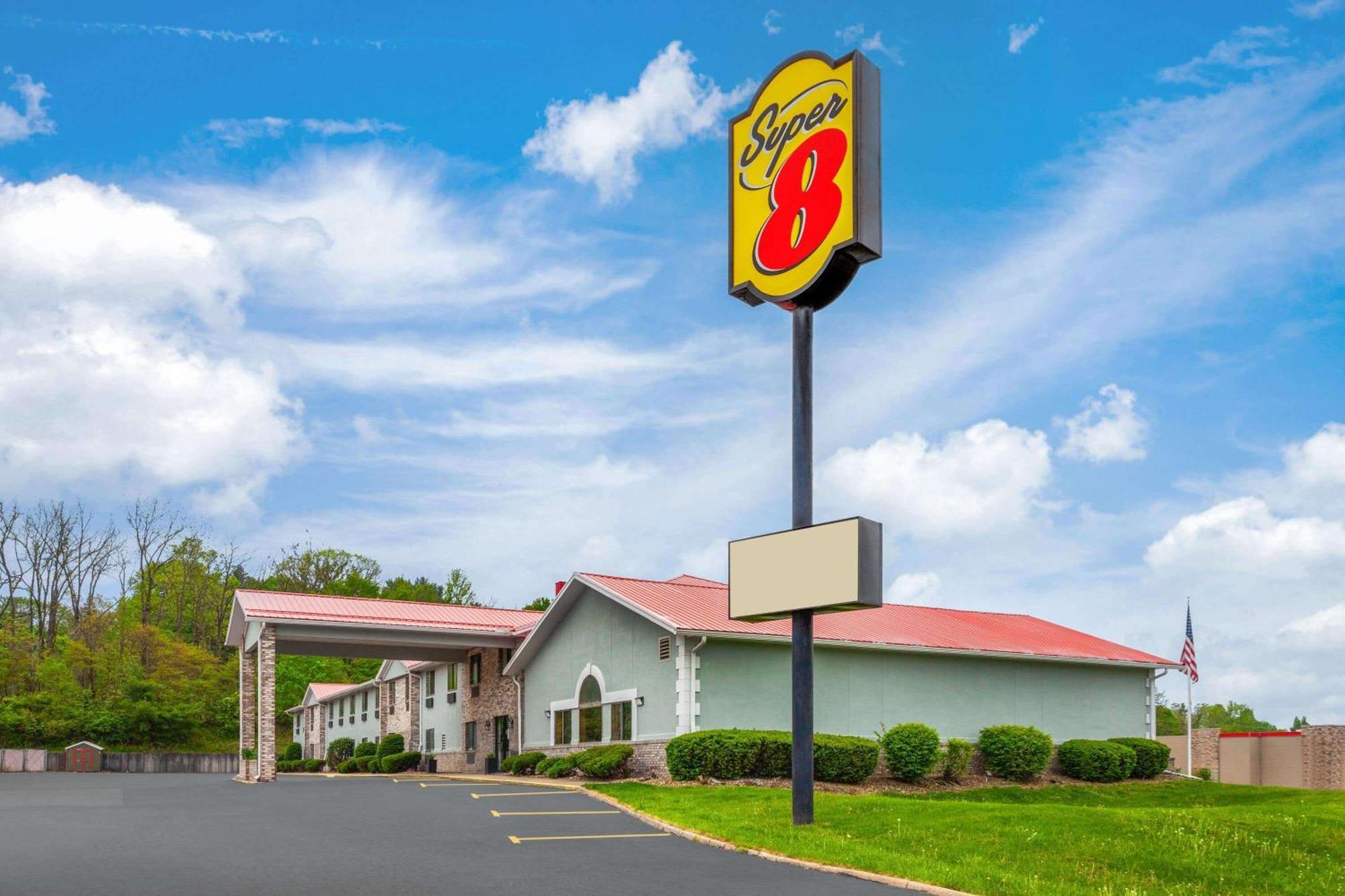 Hotel Super 8 By Wyndham Mt. Vernon 2*