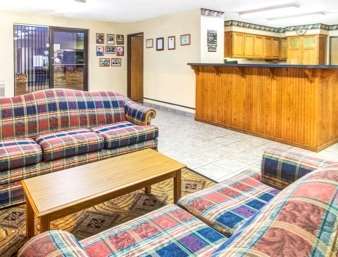 Hotel Super 8 By Wyndham Mt. Vernon Mount Vernon
